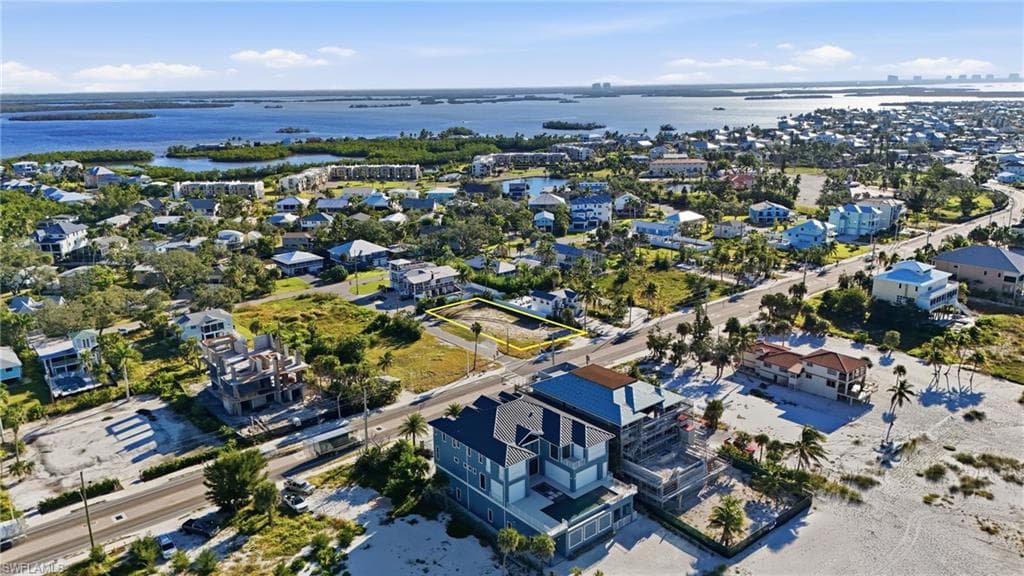 5801 Estero BLVD-15