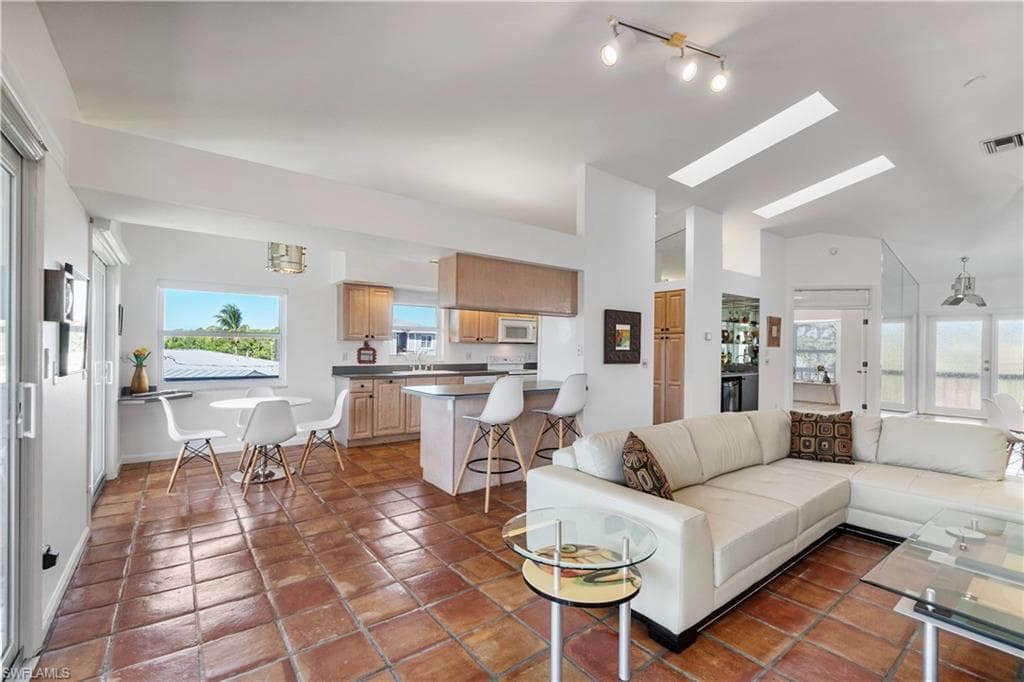 27189 Gasparilla DR-9