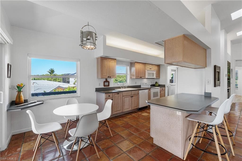 27189 Gasparilla DR-11