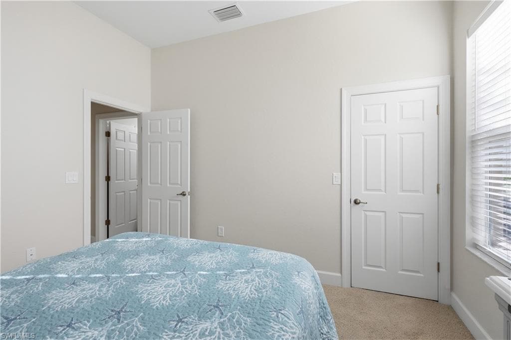 11225 Lithgow LN-22