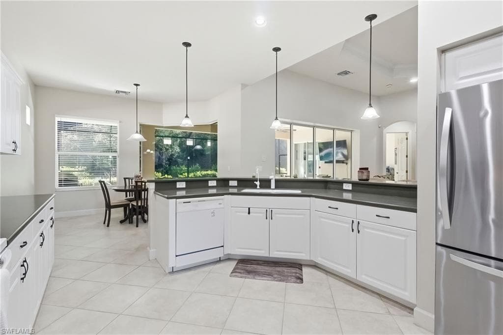 11225 Lithgow LN-9