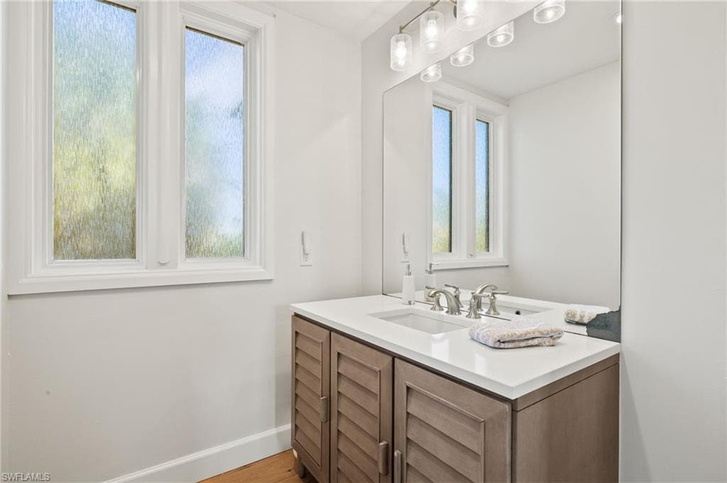 1490 Angel DR-36