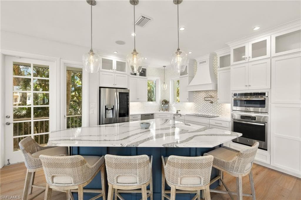 1490 Angel DR-5