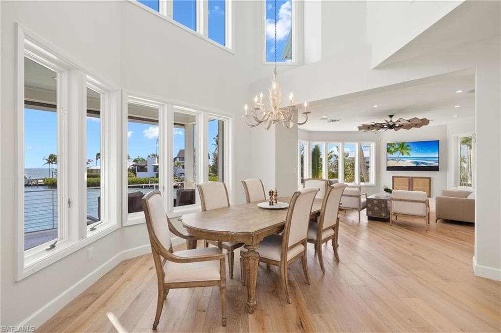 1490 Angel DR-10