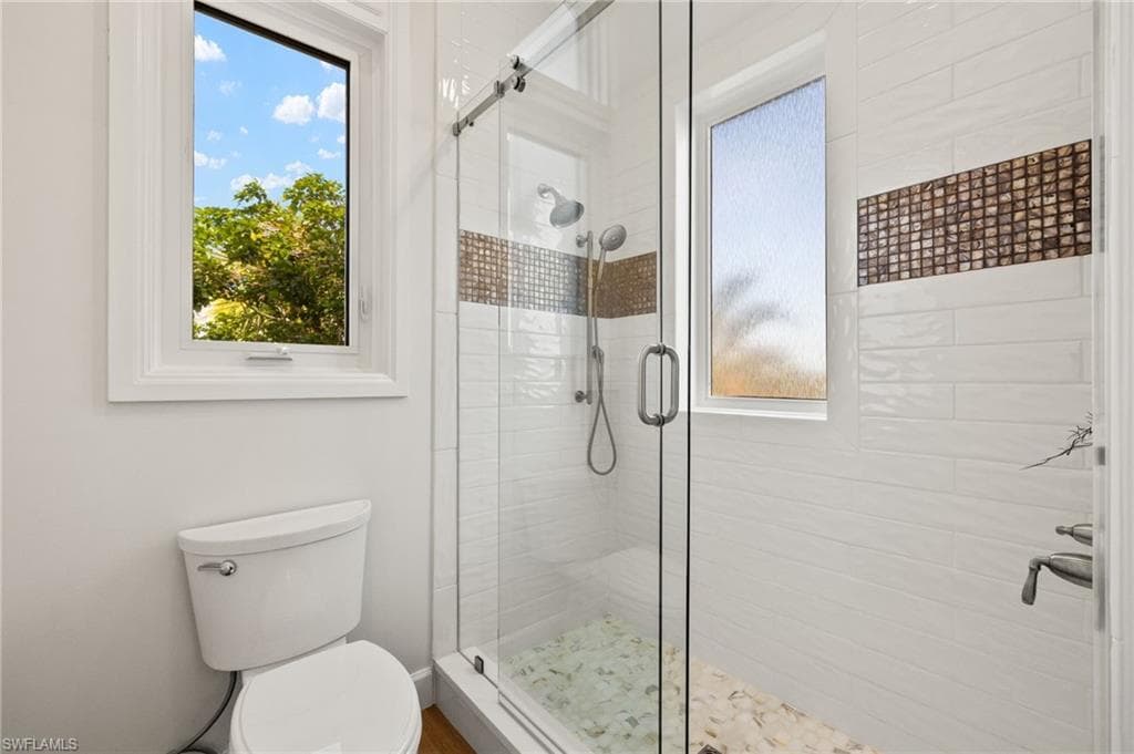 1490 Angel DR-37