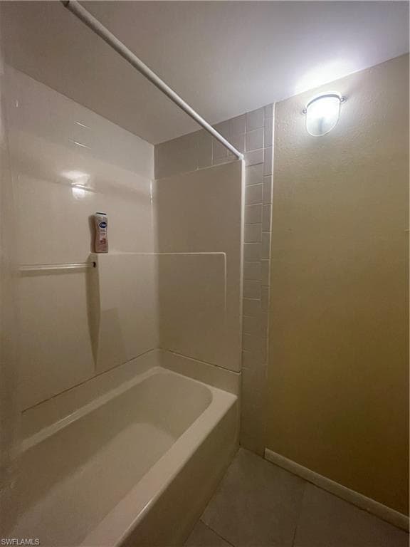 2366 E Mall DR 521-17