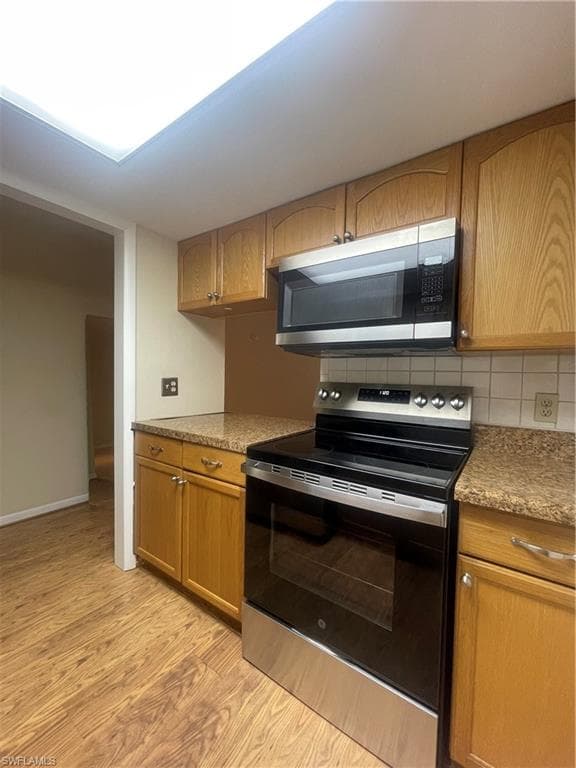 2366 E Mall DR 521-9