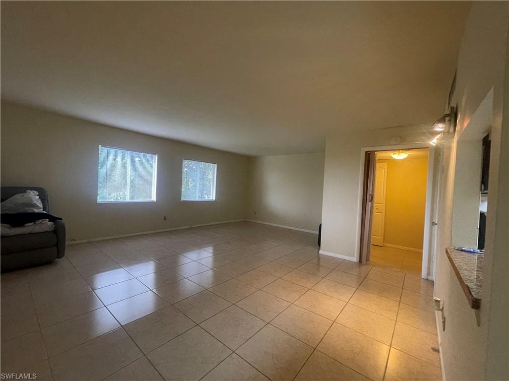 2366 E Mall DR 521-10