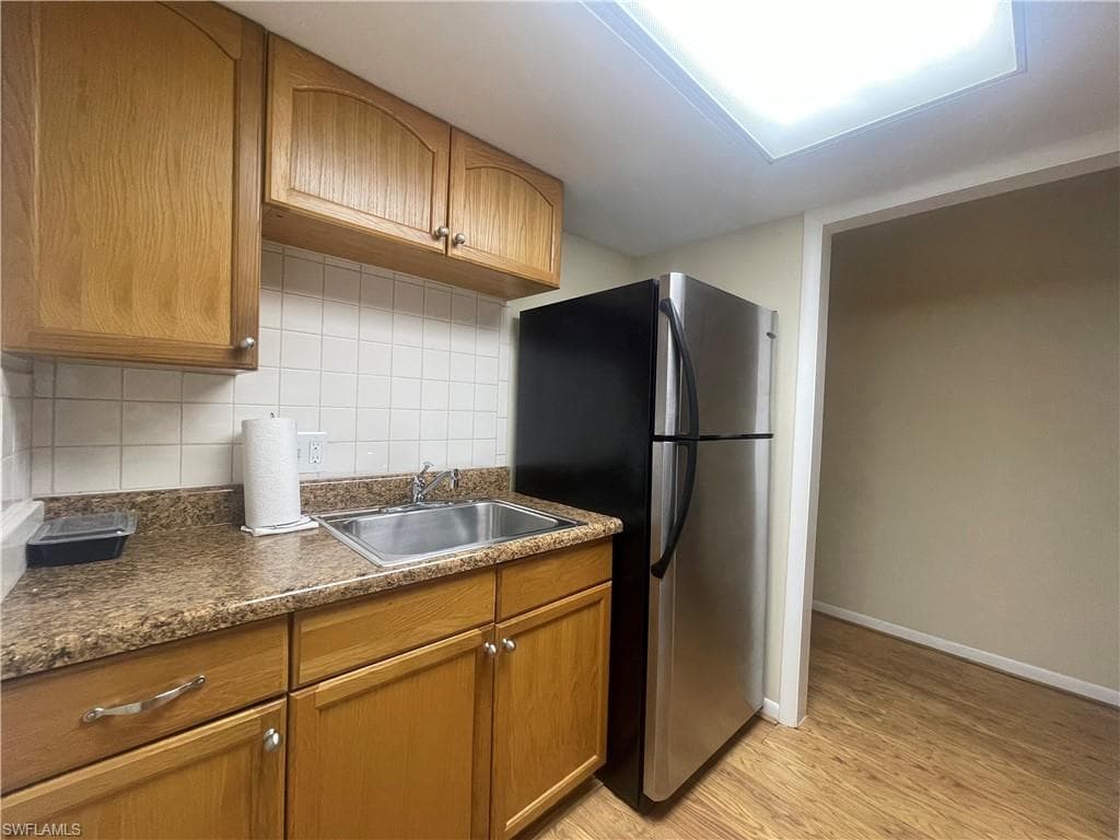 2366 E Mall DR 521-8
