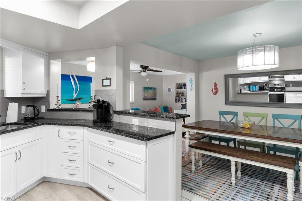 1337 Wisconsin DR-11