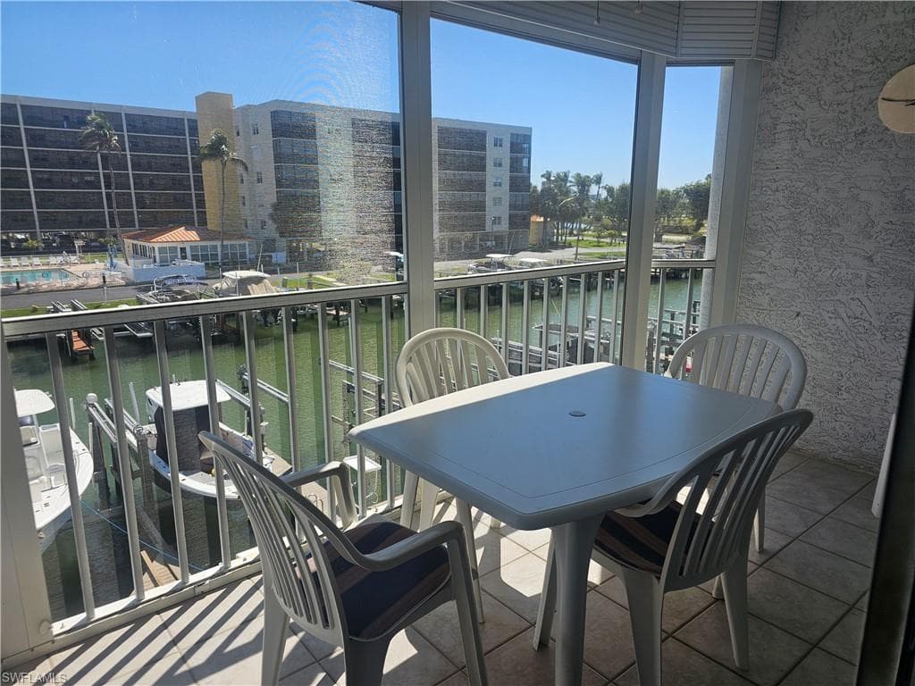4521 Bay Beach LN 222-2