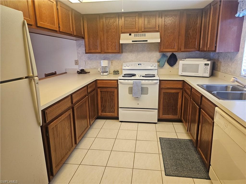 4521 Bay Beach LN 222-6