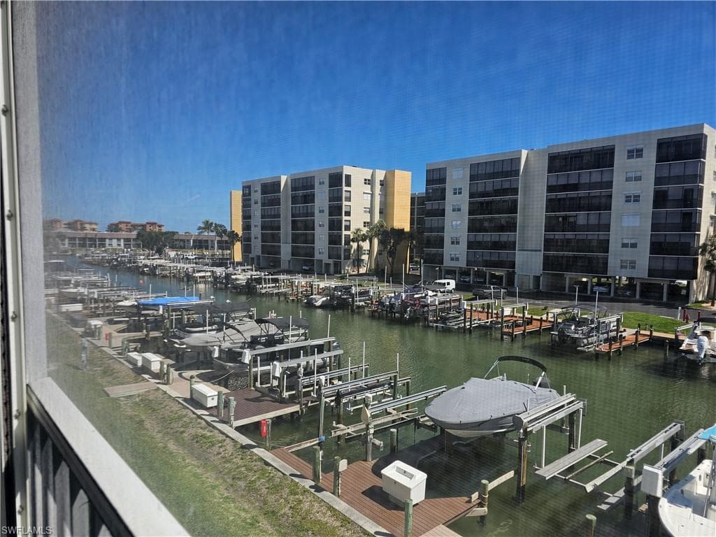 4521 Bay Beach LN 222-5