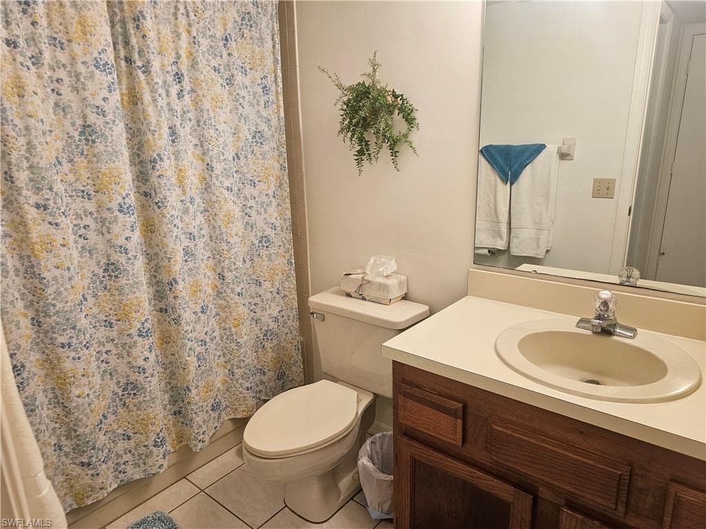 4521 Bay Beach LN 222-9