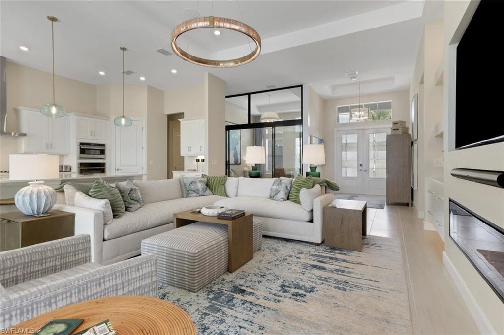 17302 Blue Sapphire DR-16