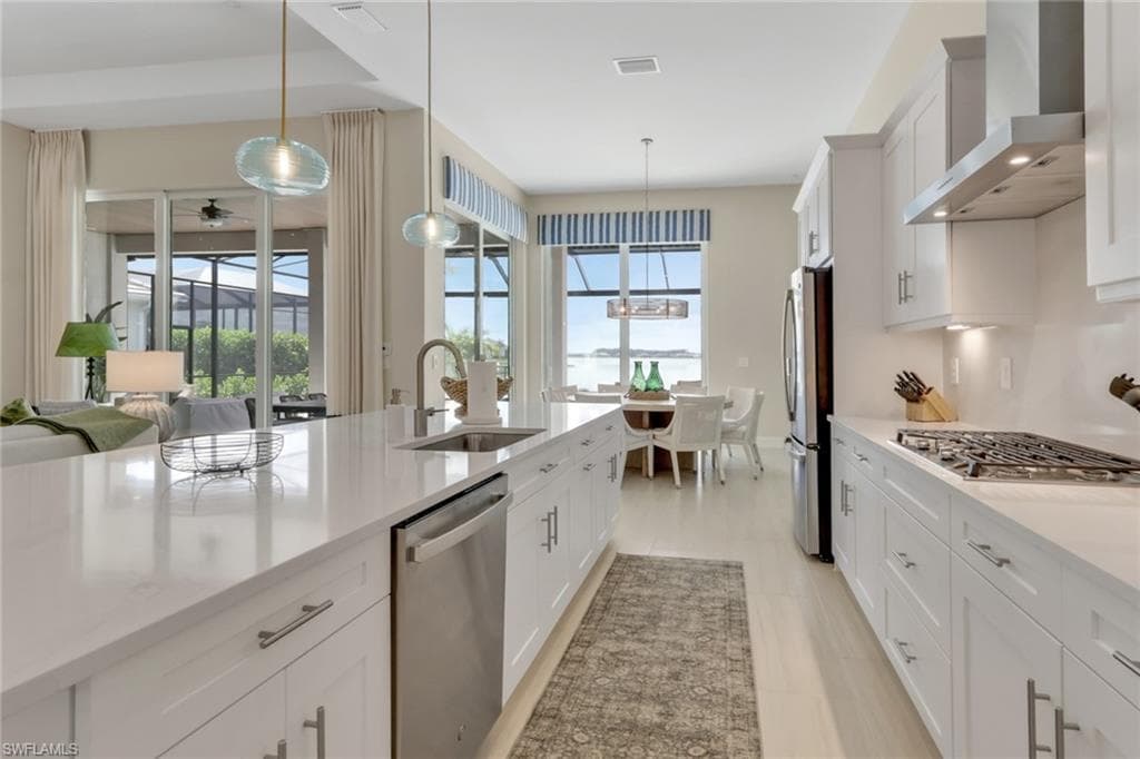 17302 Blue Sapphire DR-9