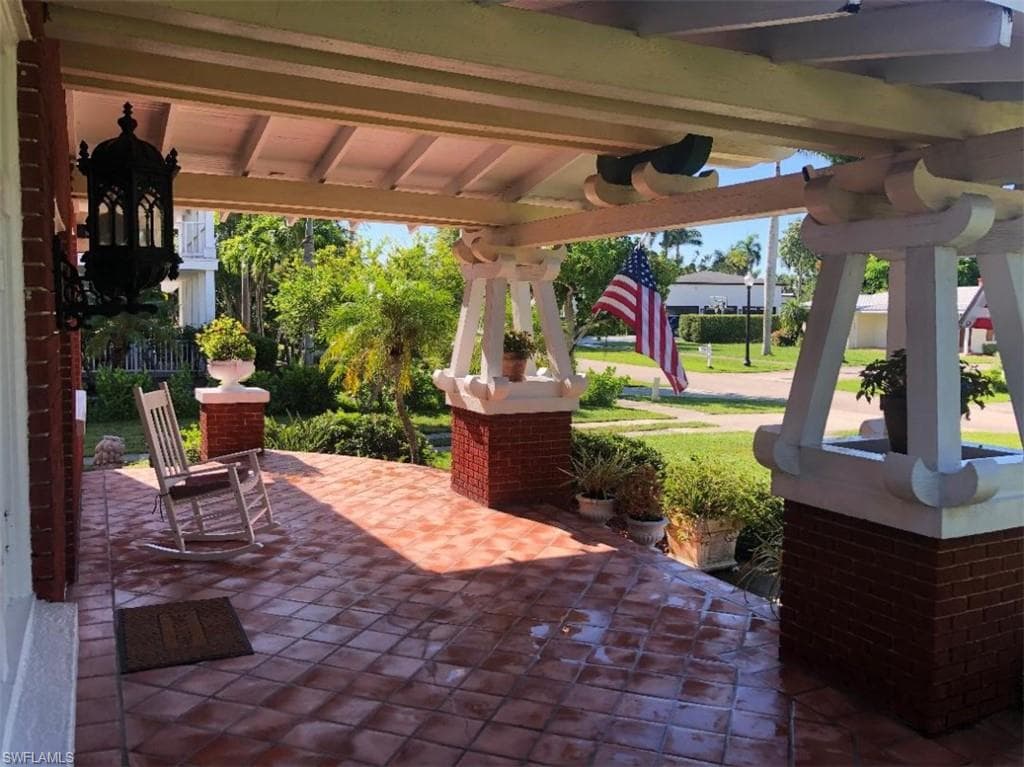 1249 Osceola DR-6