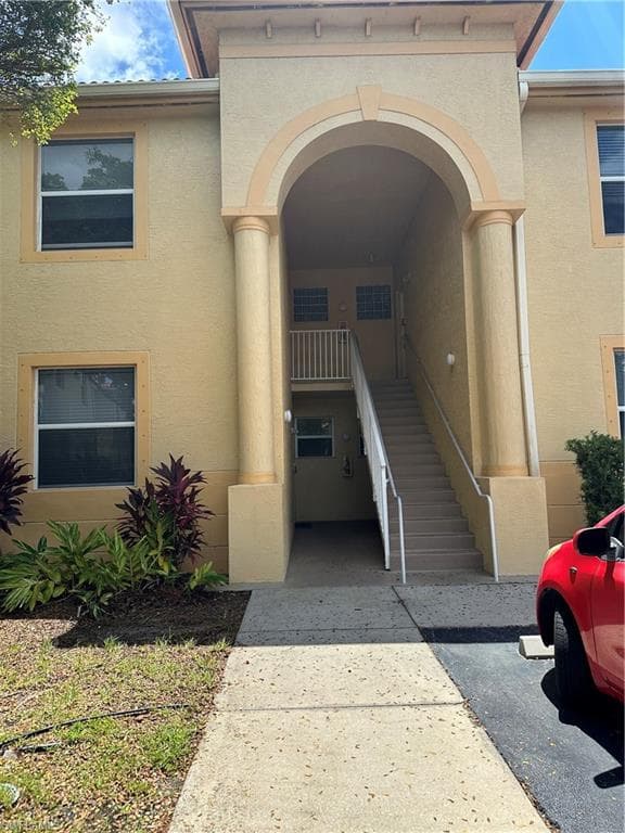 4225 Bellasol CIR 1612-1