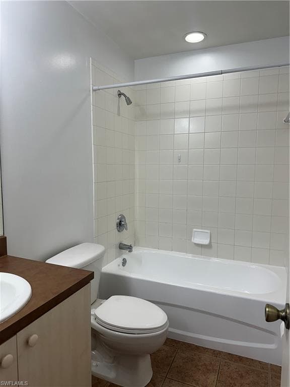4225 Bellasol CIR 1612-8