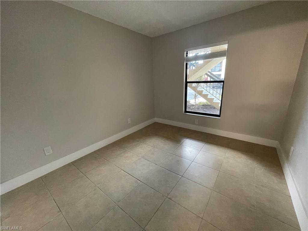 5323 Summerlin RD 2307-12