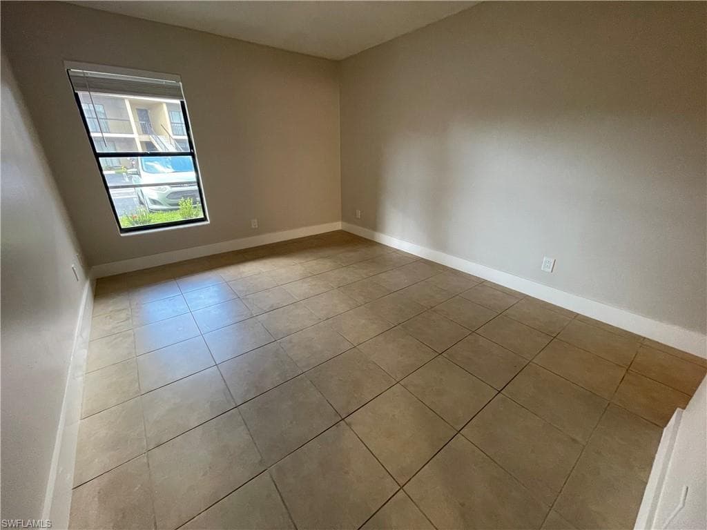 5323 Summerlin RD 2307-8