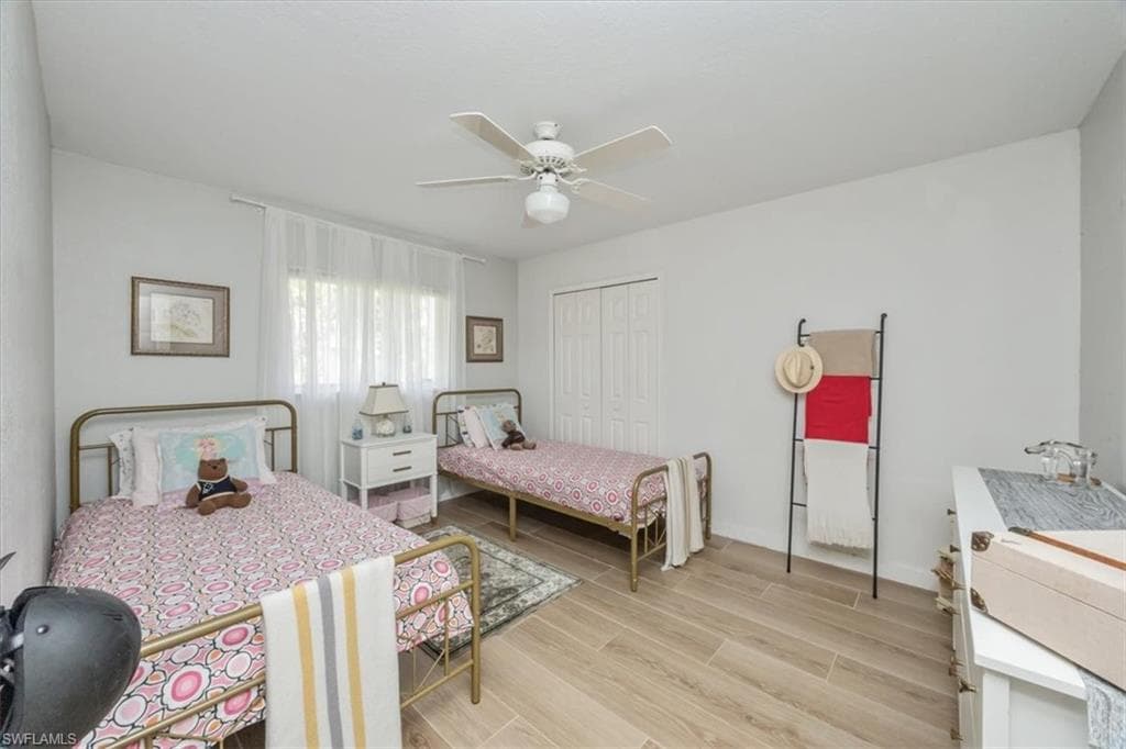 361 9th ST NW-18