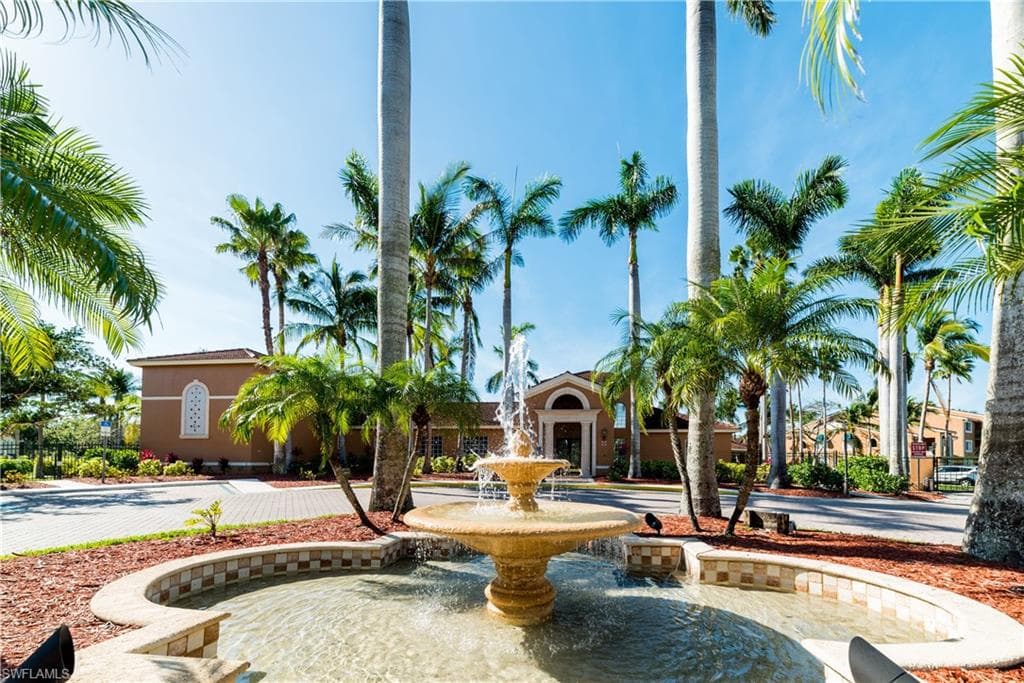 1230 Wildwood Lakes BLVD 105-14
