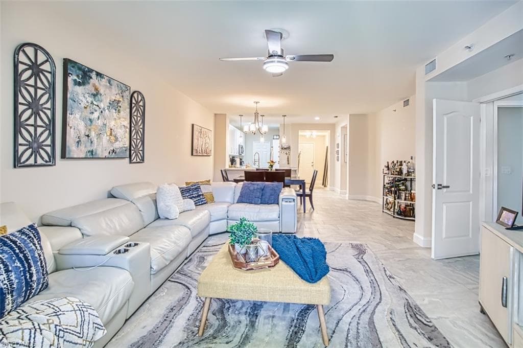 11021 Gulf Reflections DR 105-12