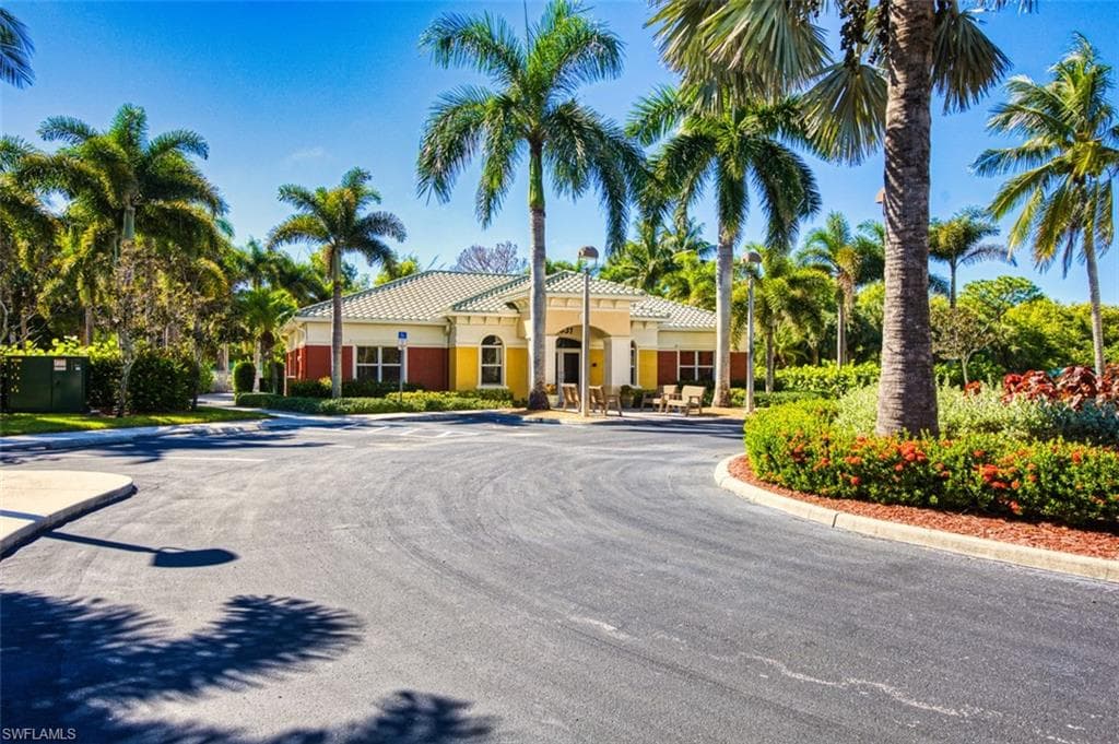 11021 Gulf Reflections DR 105-28