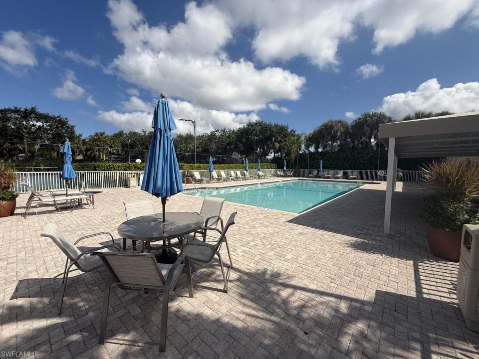 2276 Heritage Greens DR-20