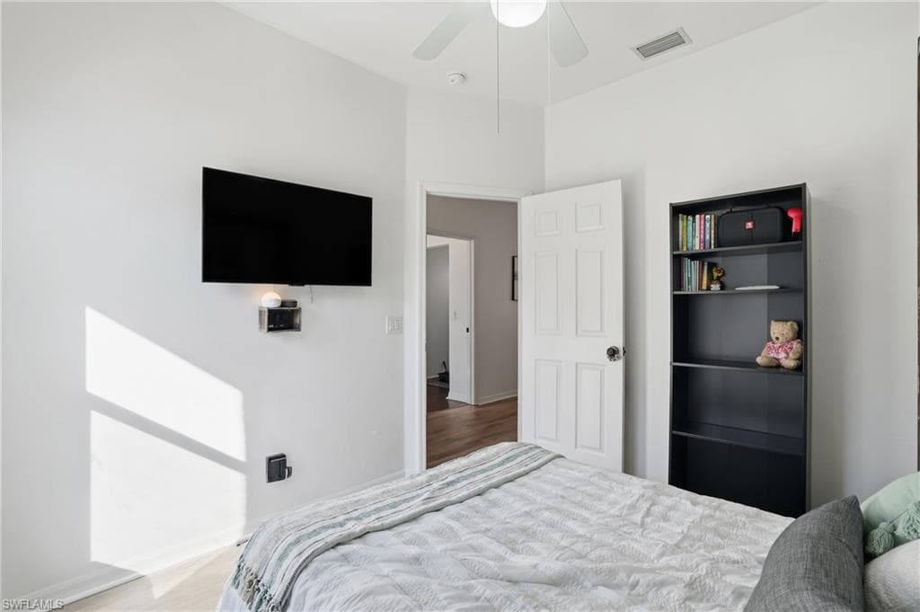 10733 Rio Mar CIR-16