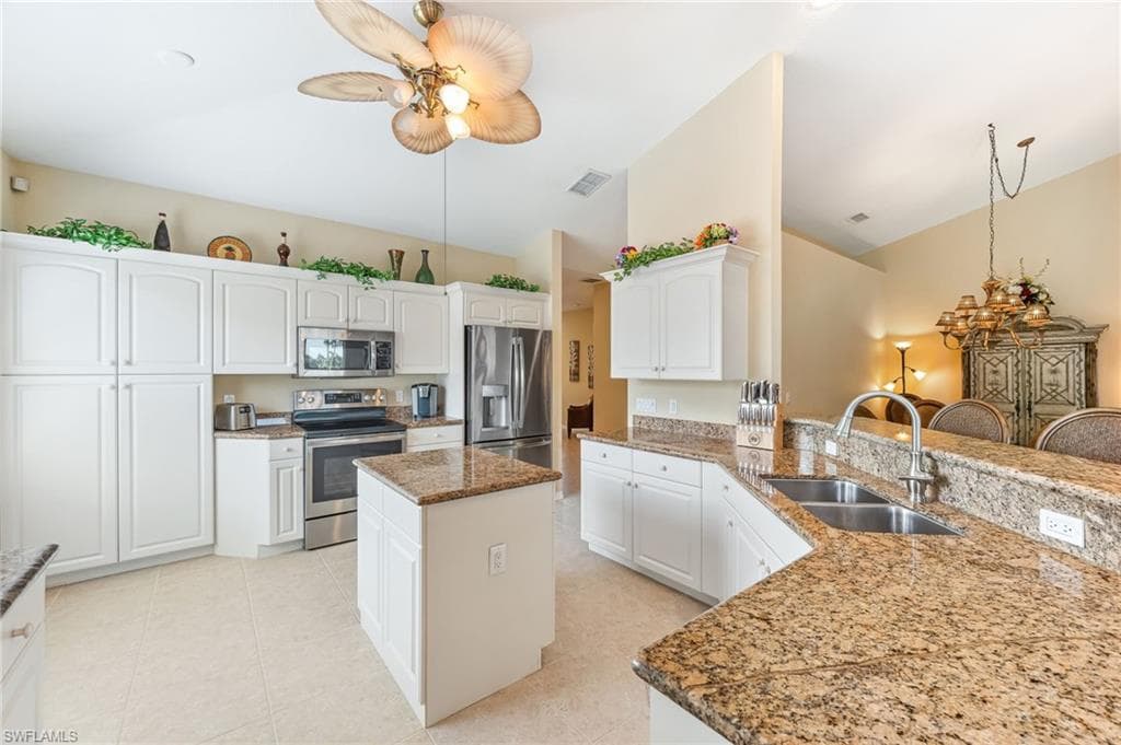 20051 Seagrove ST 1208-6