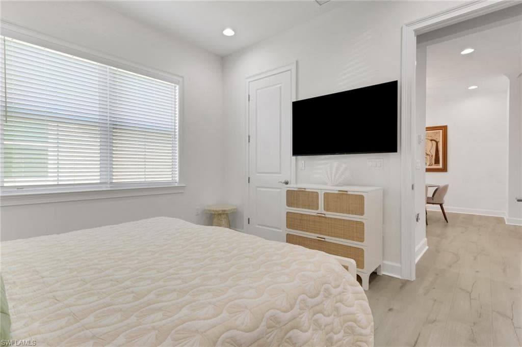 7014 Saona CT-16