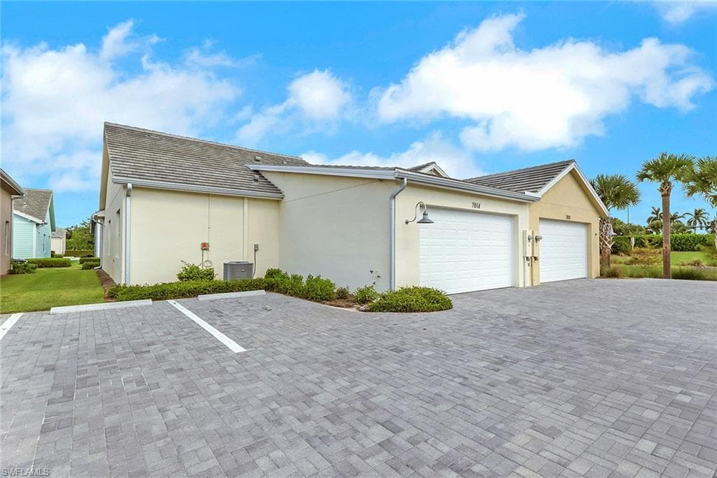 7014 Saona CT-24