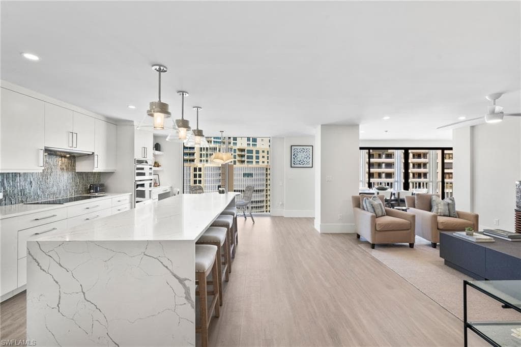 4401 Gulf Shore BLVD N 1606-9