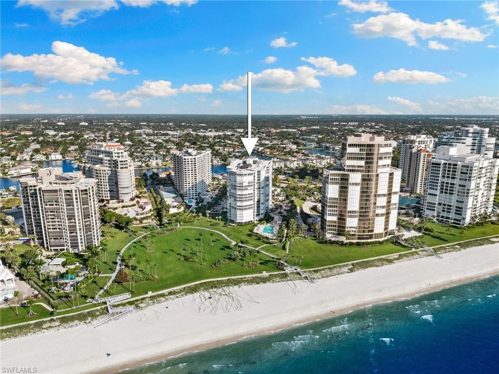 4401 Gulf Shore BLVD N 1606-37
