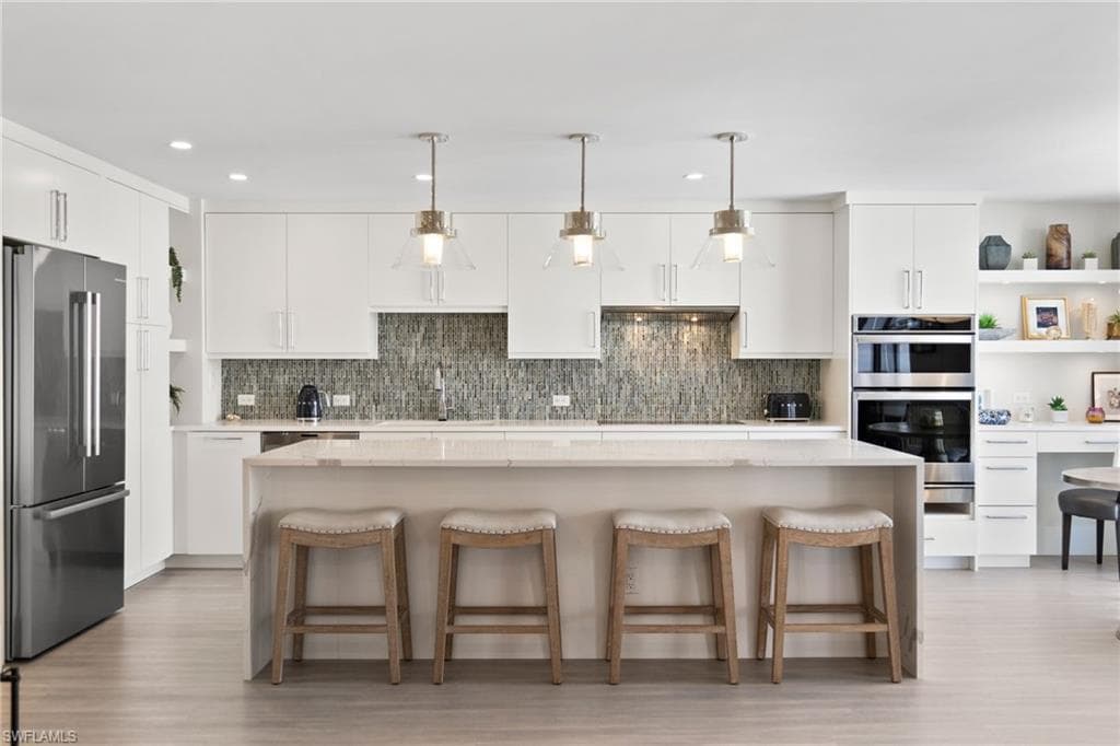 4401 Gulf Shore BLVD N 1606-4