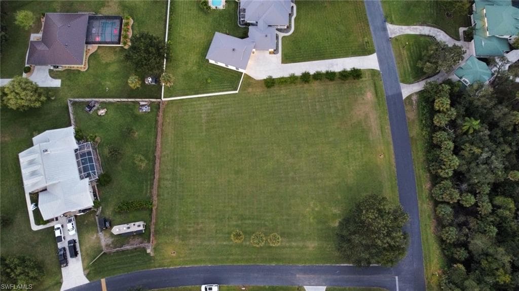 18150 Riverwind DR-3