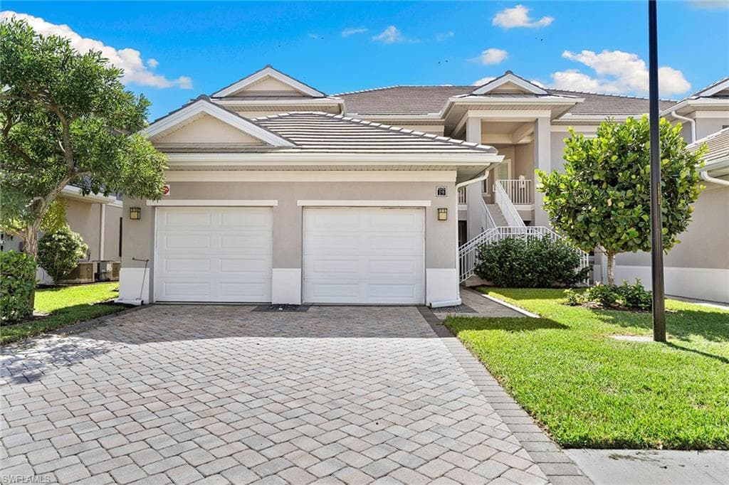 238 Indies DR E 201-20