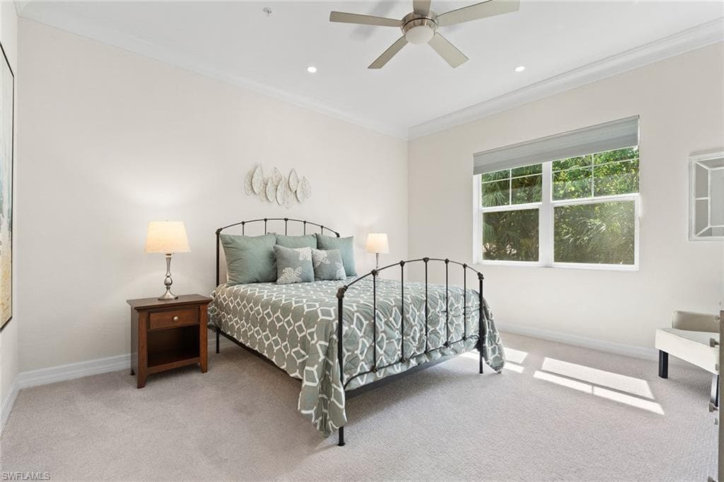 238 Indies DR E 201-10