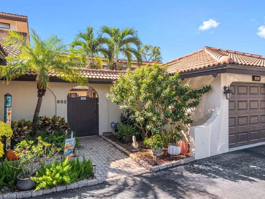 602 Augusta BLVD 3-1