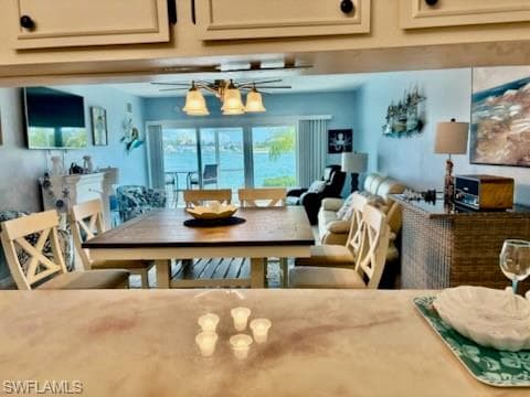 60 Pelican ST W 106-6