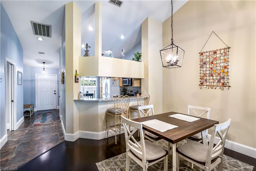 1350 Misty Pines CIR E-204-12