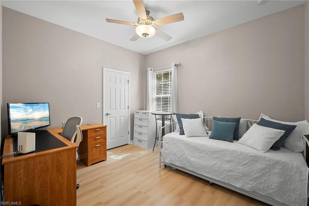 23520 Alamanda DR 202-27