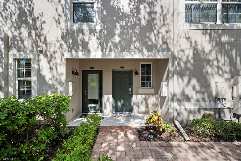 23520 Alamanda DR 202-6