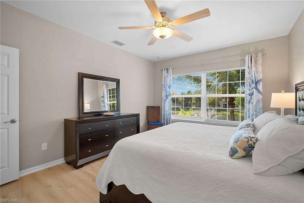 23520 Alamanda DR 202-22