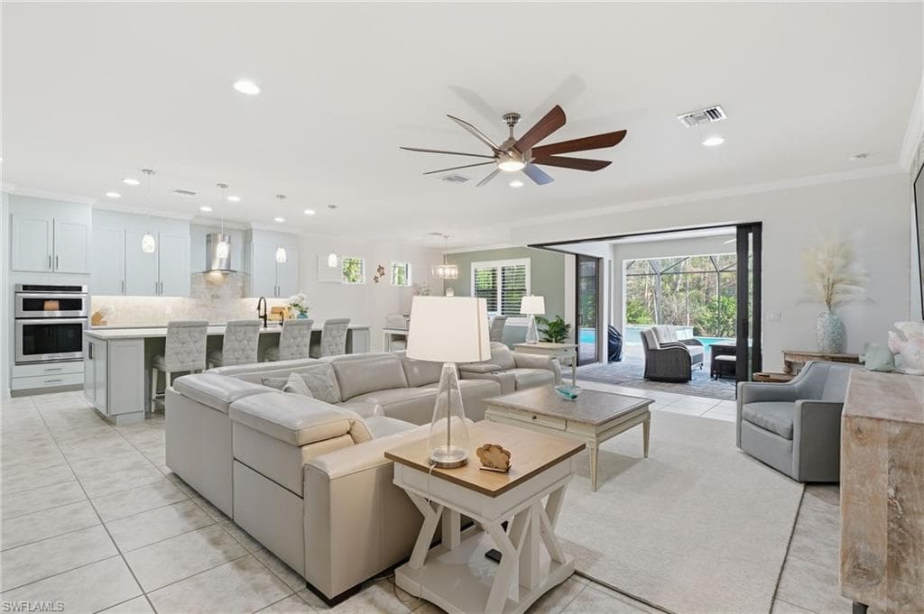11012 Castlereagh ST-12