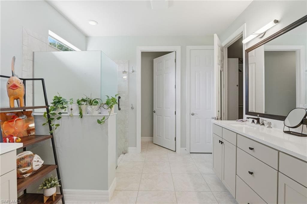 11012 Castlereagh ST-22