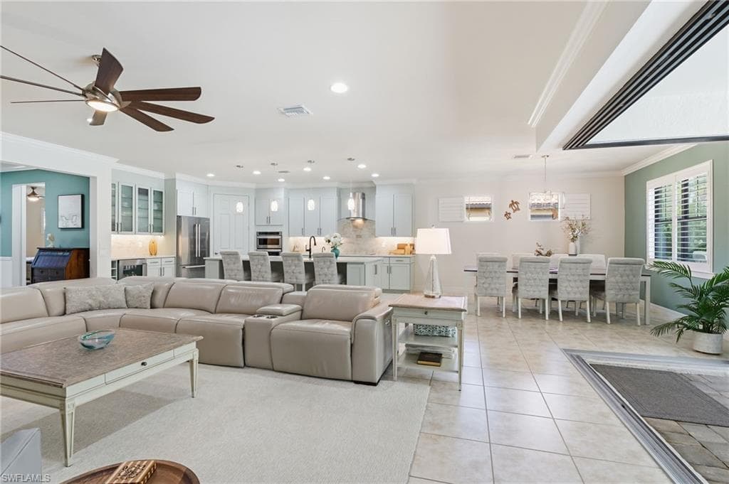 11012 Castlereagh ST-11