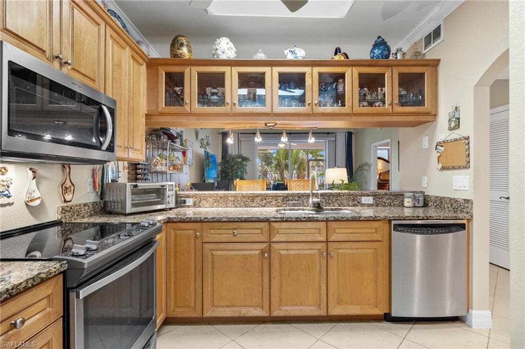 4566 SE 5th PL 105-3
